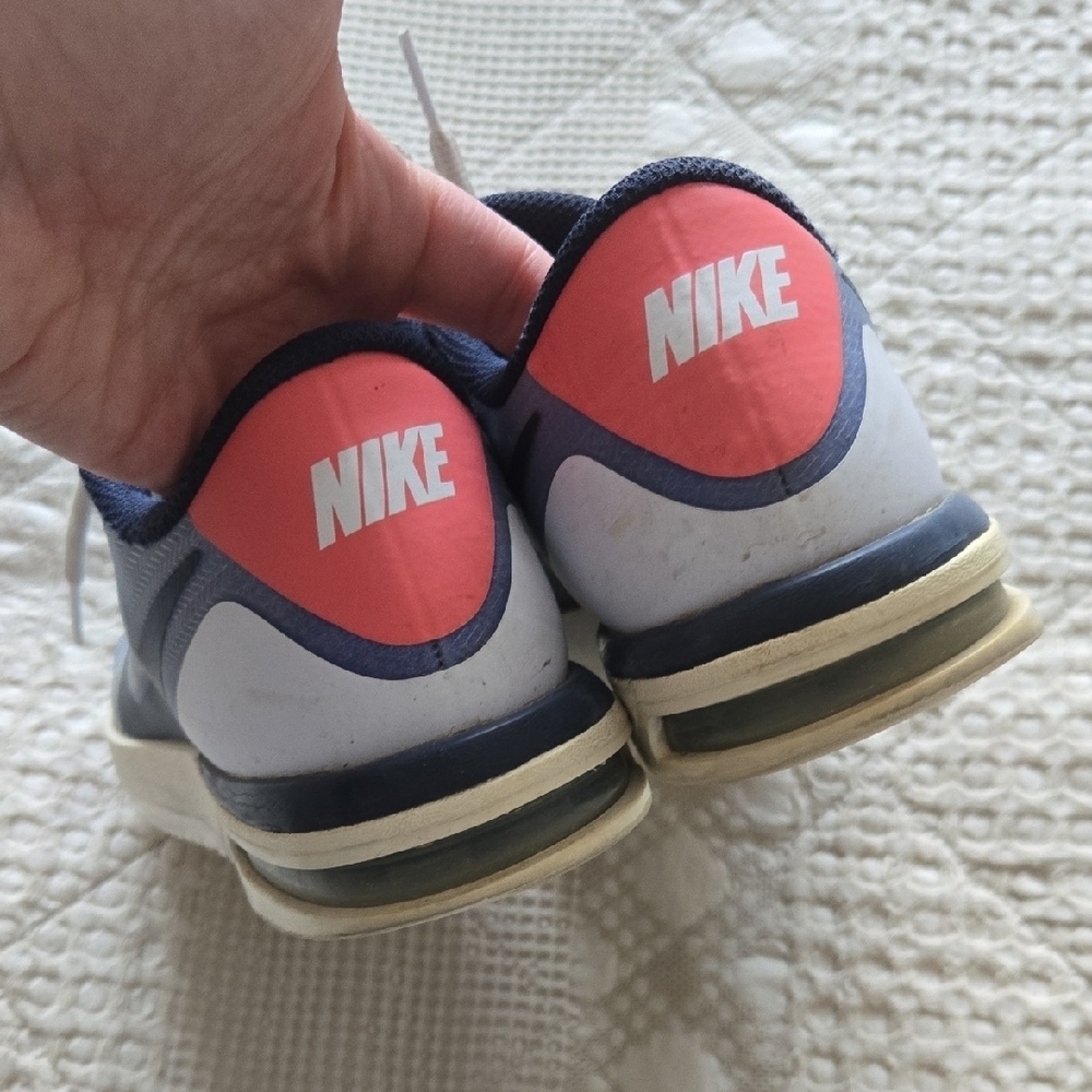 Women's Nike Air Max Vapor Wing Blue White Coral  Spring Athletic Shoes 9.5 - Picture 5 of 9